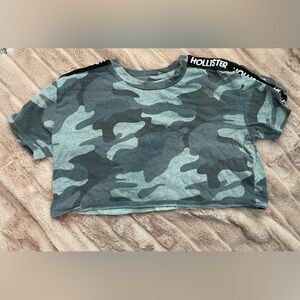 Hollister boyfriend crop top